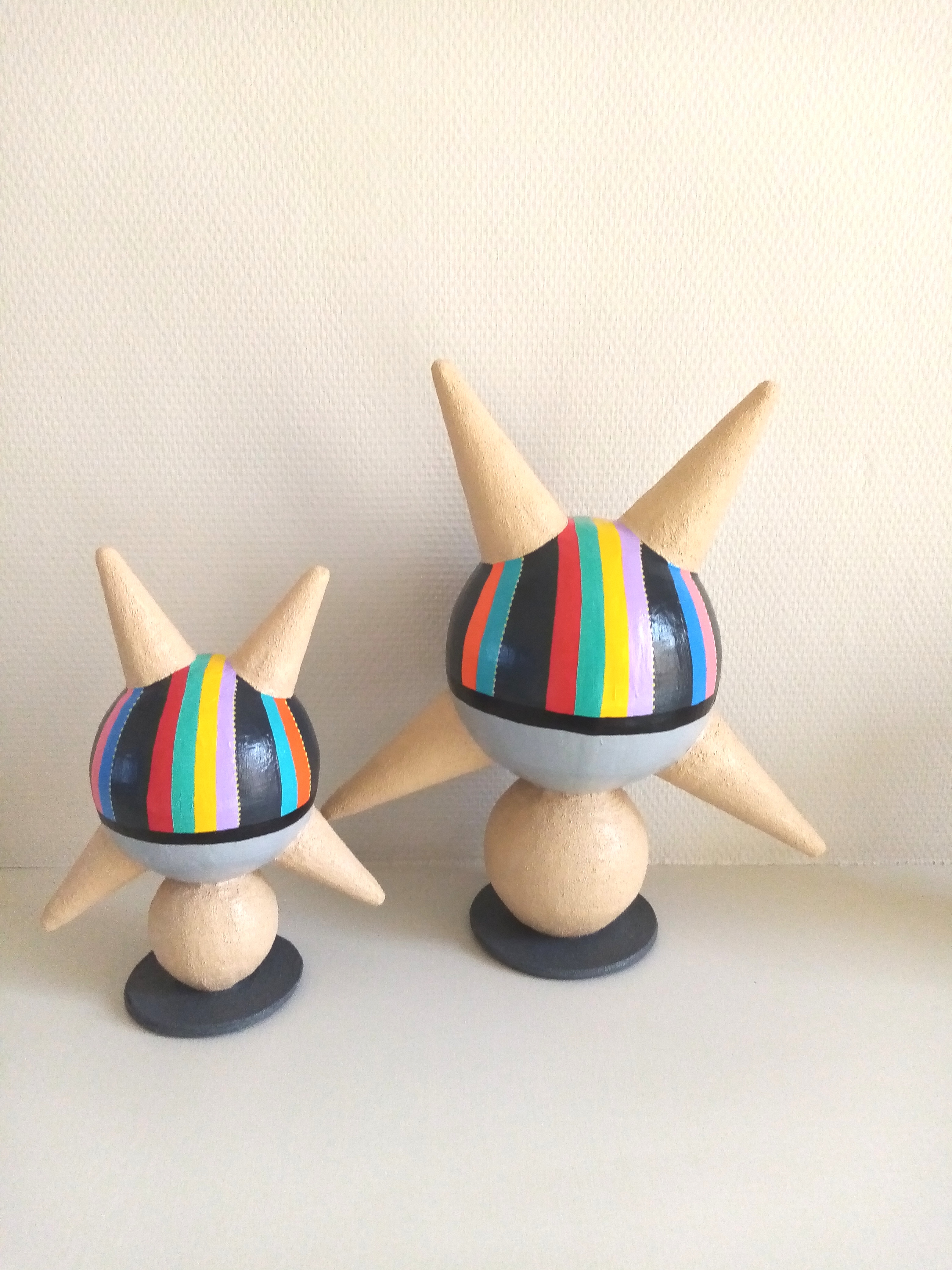 N° 168- petit modèle (28cm) 25 euros - grand modèle (35 cm) 35 euros